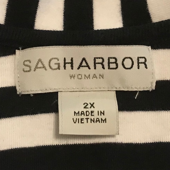 Sag harbor woman blue & white striped collared 💯% cotton short sleeve top (2X) - Picture 2 of 12